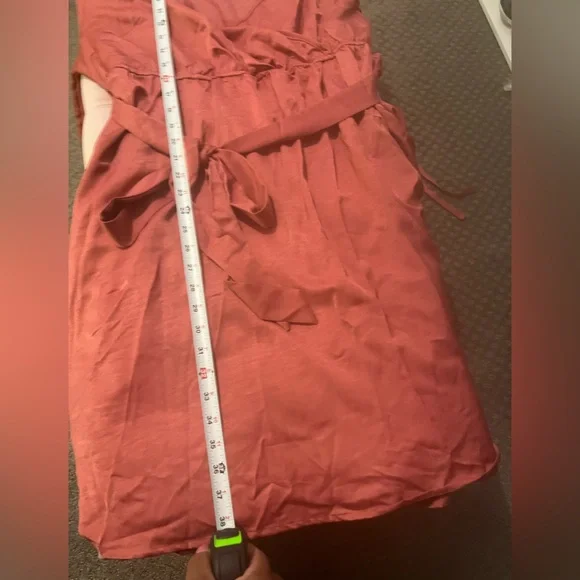 Elegant plus size Pink faux Wrap Dress - Picture 9 of 11